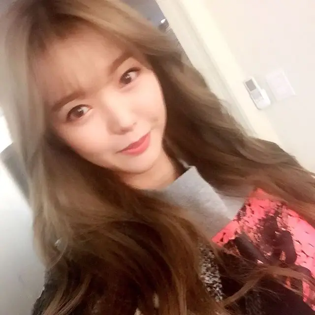 세리(달샤벳) 151203 인스타그램 - 눈 펑펑 내려서 쌓이면 눈싸움하자!!