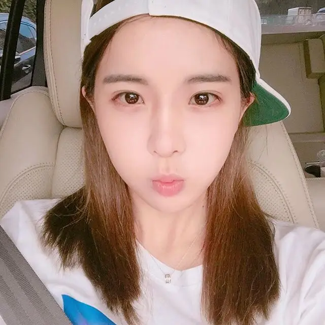 조현영(레인보우) 160706 인스타그램 - 고등학생 같지 아님말고