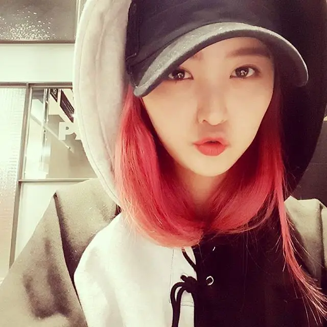 정화(EXID) 151211 인스타그램 - 진혜원은 사랑입니다..