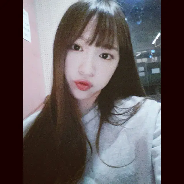 하니(EXID) 150101 인스타그램 - 2015 첫 셀카...