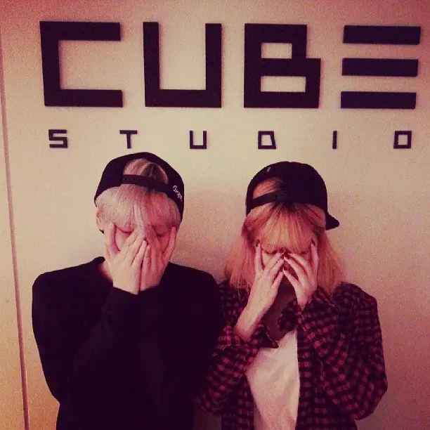 130930 현아 인스타그램 업뎃 (with 현승)