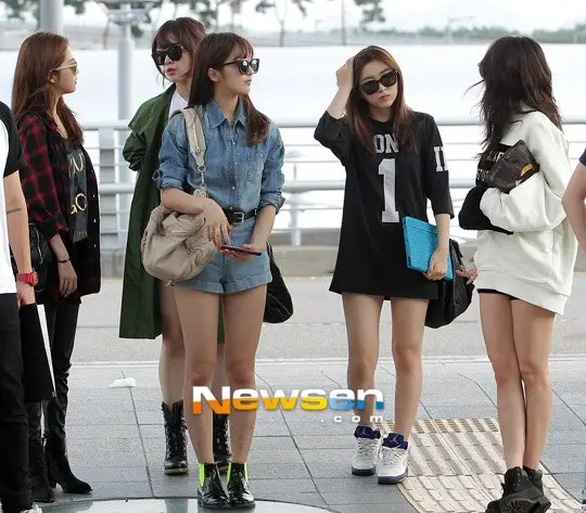 포미닛 130830 인천공항 출국 기사사진.jpg