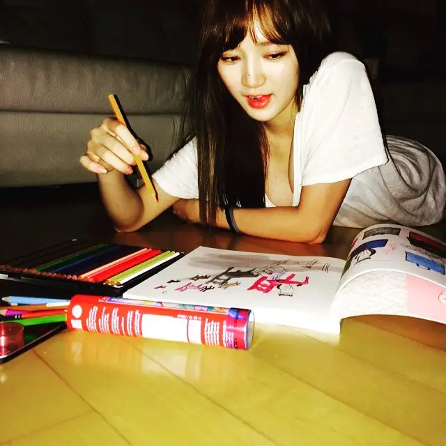 현아(포미닛) 150611 인스타그램 업뎃.jpg