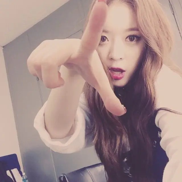 아영(달샤벳) 150511 인스타그램 - 나 안아프니께 걱정말구 우리 내일도 힘내자