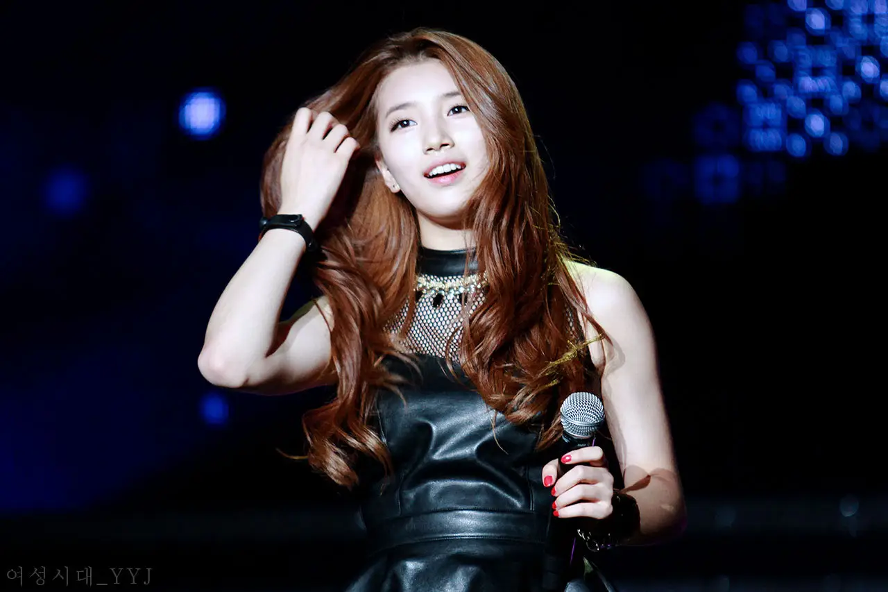 수지(miss a) 직찍 - 131003 한류 드라마틱 콘서트.jpg