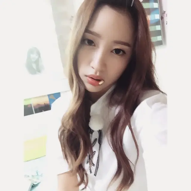 하니(EXID) 150617 인스타그램 - 오늘은 쇼타임 첫 촬영일:)