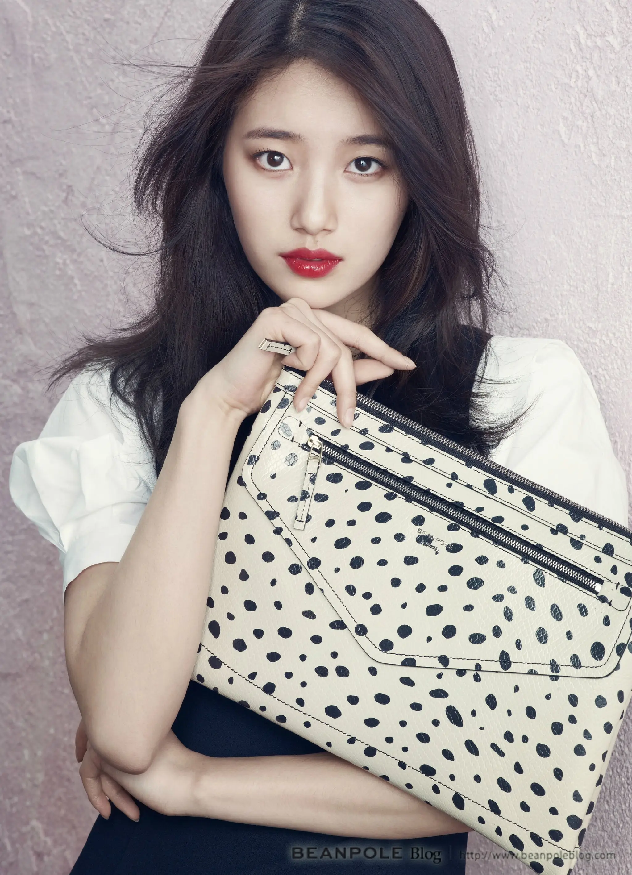 수지 빈폴 액세서리 2015 S/S 화보.jpg (2048X2835)