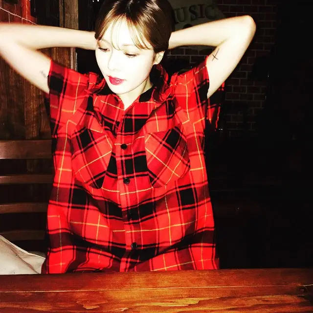 현아(포미닛) 150524 인스타그램 업뎃.jpg