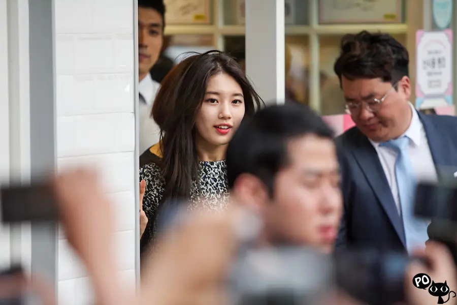 수지(SUZY) 팬싸인회 직찍 - 140626 홍대오렌즈