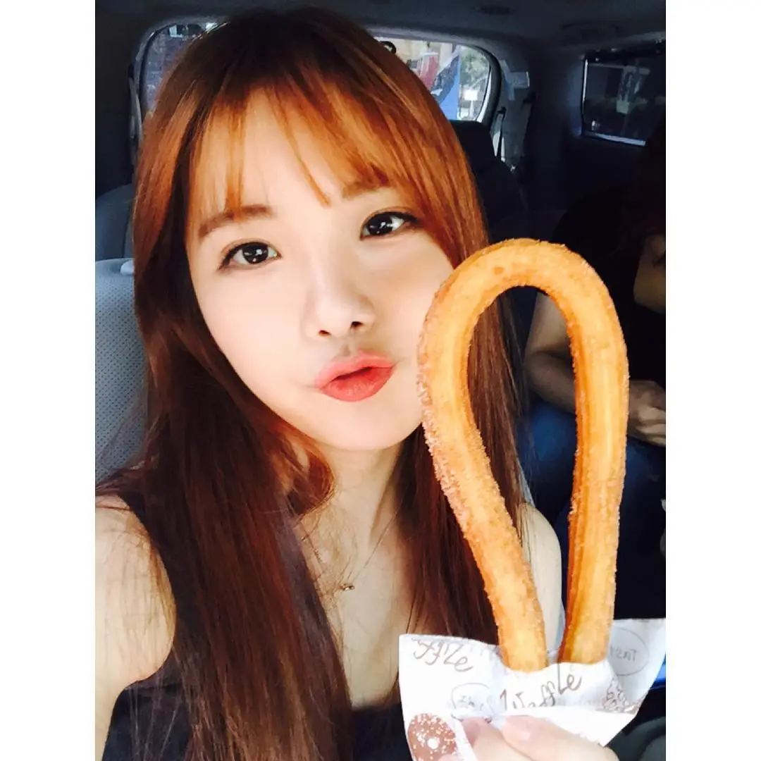 조현영(레인보우) 150817 인스타그램 - 맨날 먹을수 있어서 넘 행복하다 우히히