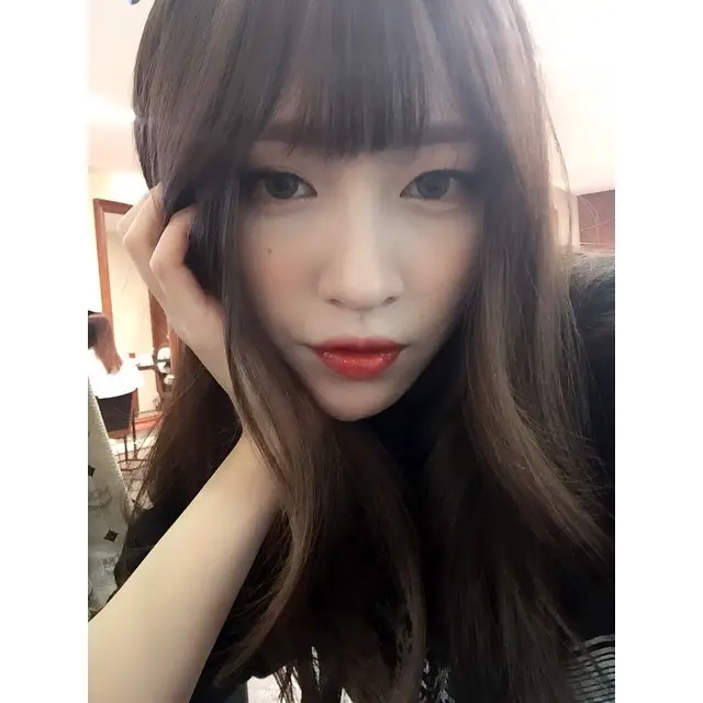 하니(EXID) 150207 인스타그램 - 점을 안가려보았는데요.....