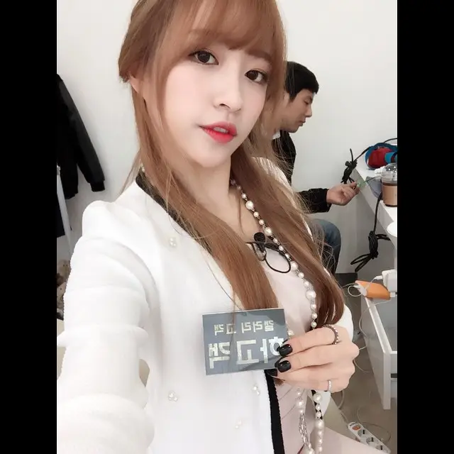 150408 하니(exid) 인스타그램 - 여러분 오늘 크라임씬 하고객의 활약 많은 기대 부탁드려요:)