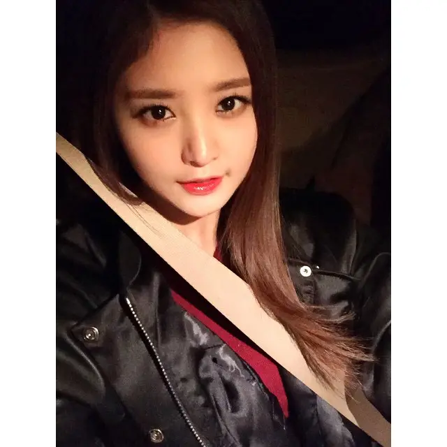 정화(EXID) 150209 인스타그램 - 경일대 OT행사 마치고 퇴근중..!