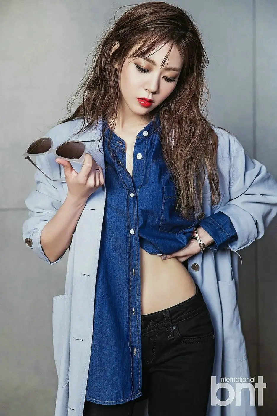 카라 한승연 BNT 화보.jpg