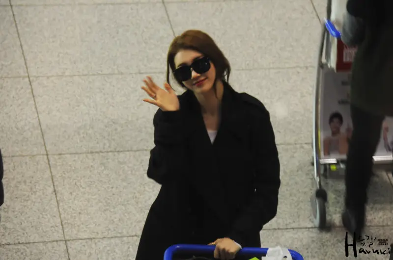 수지(miss a) 직찍 - 131209 수지 인천공항