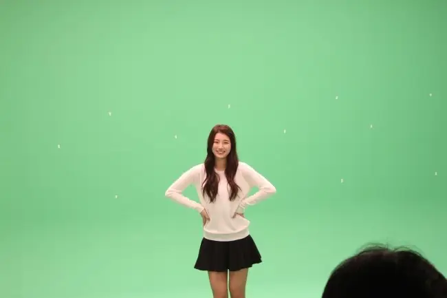 수지(miss a) 유라이브 TV-CF 촬영 현장.JPG