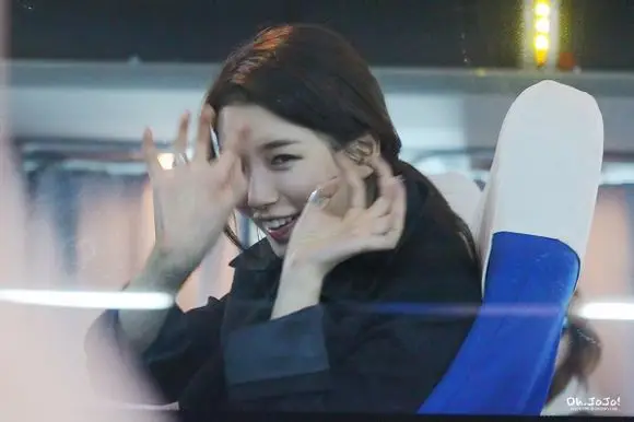 수지(miss a) 직찍 - 131124 베이징 공항