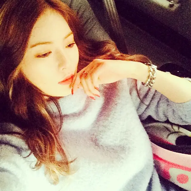 현아(포미닛) 150203 인스타그램 업뎃.jpg