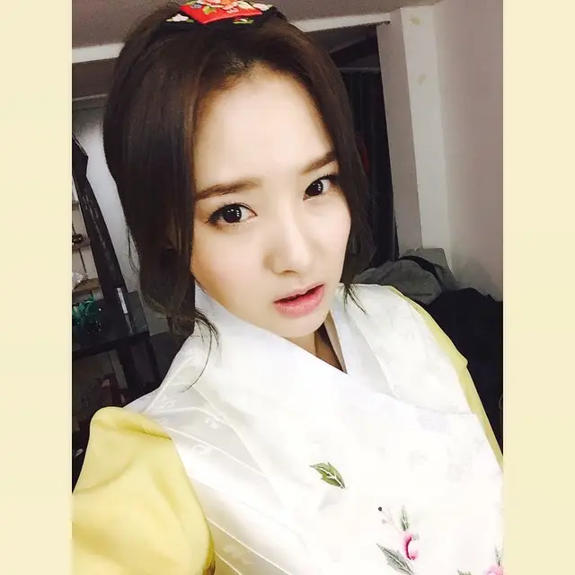 우희(달샤벳) 150220 인스타그램 - 복 억수로 많이 받으세요