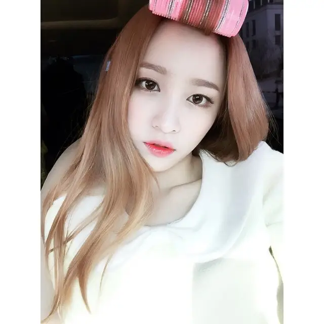 150405 하니(exid) 인스타그램 - 드디어 어스타일 첫방이다!!:)