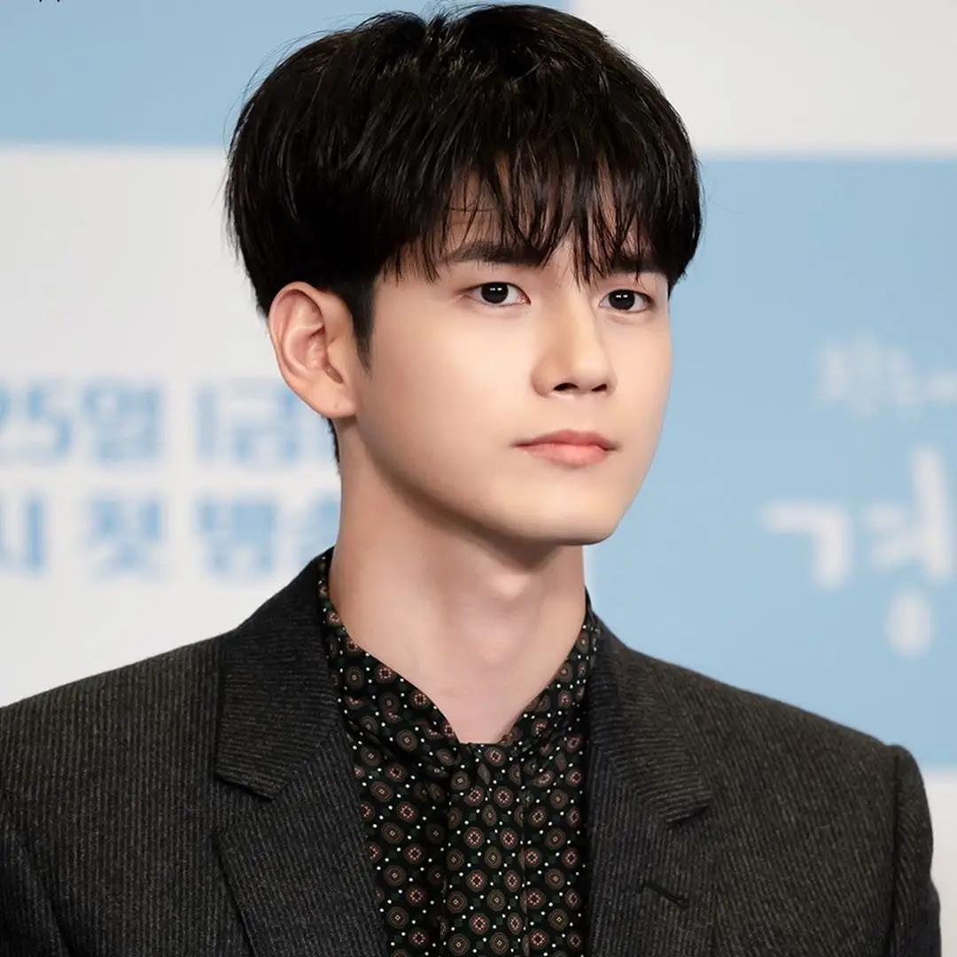 옹성우 인스타 업뎃