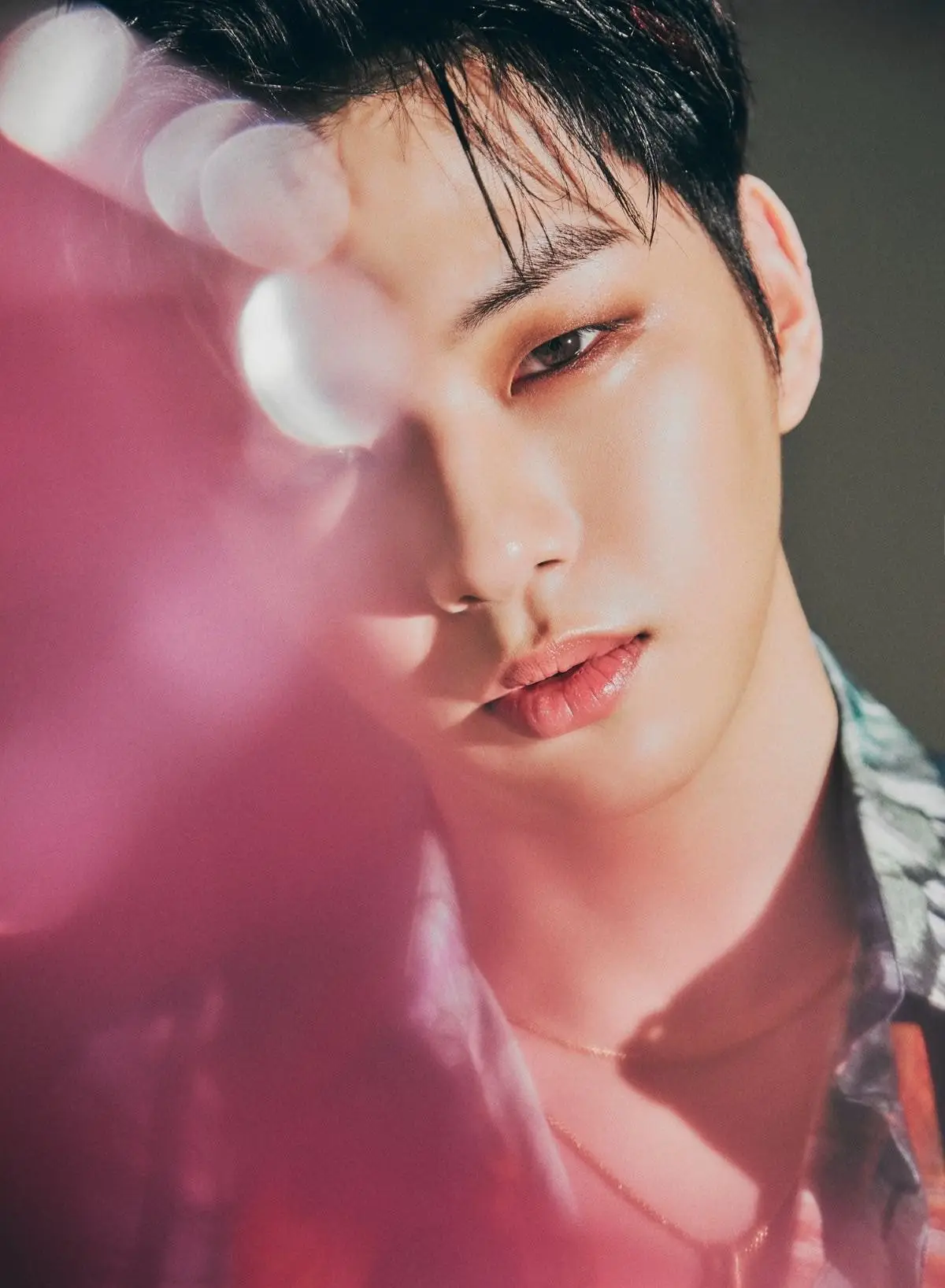 강다니엘(KANGDANIEL) - 'MAGENTA' CONCEPT PHOTO #1