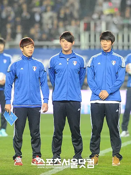 시아준수가 단장인 연예인축구단 비스트멤버들