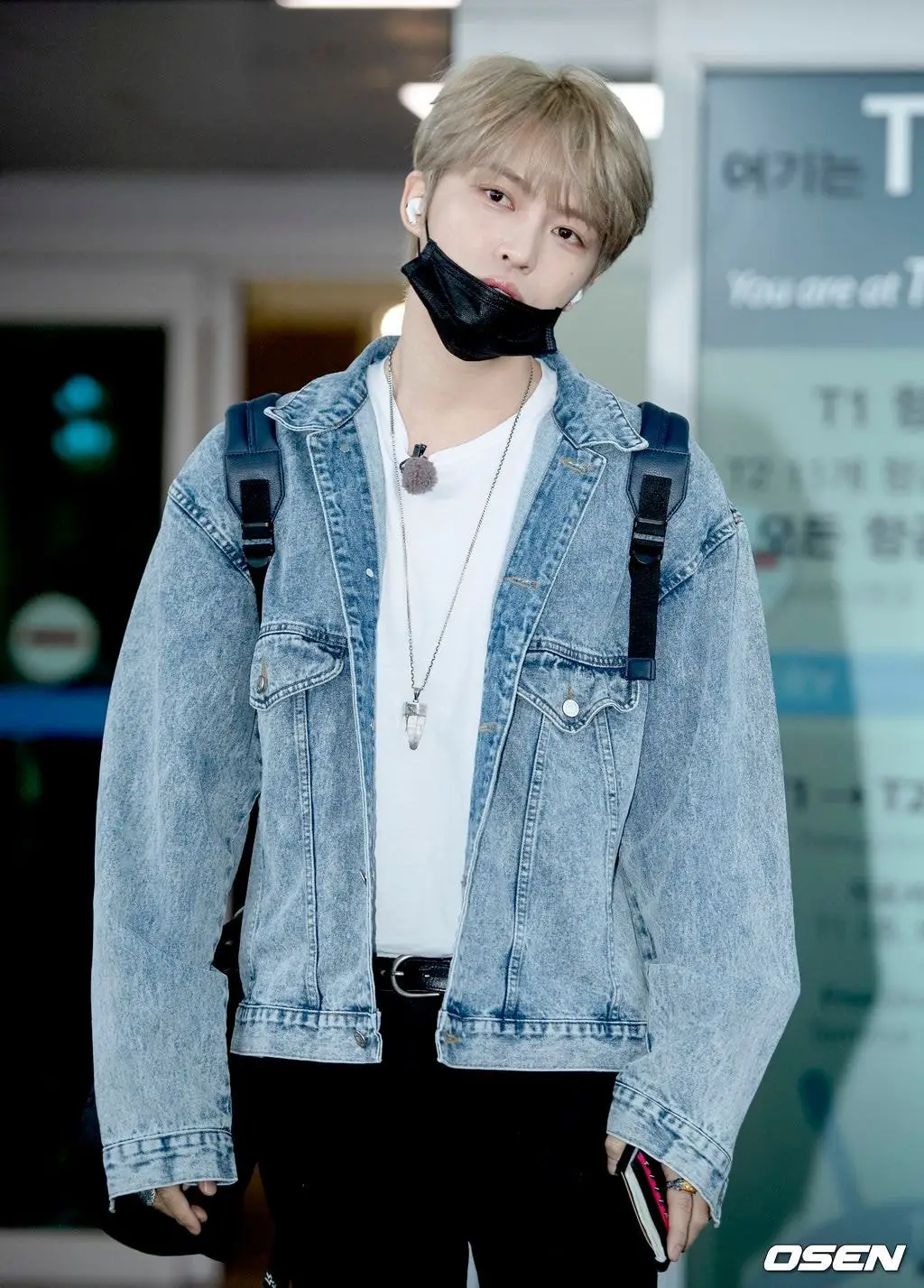 출국 하는 김재중