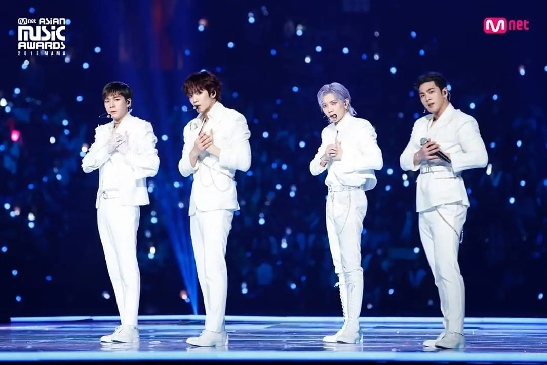 뉴이스트 w
