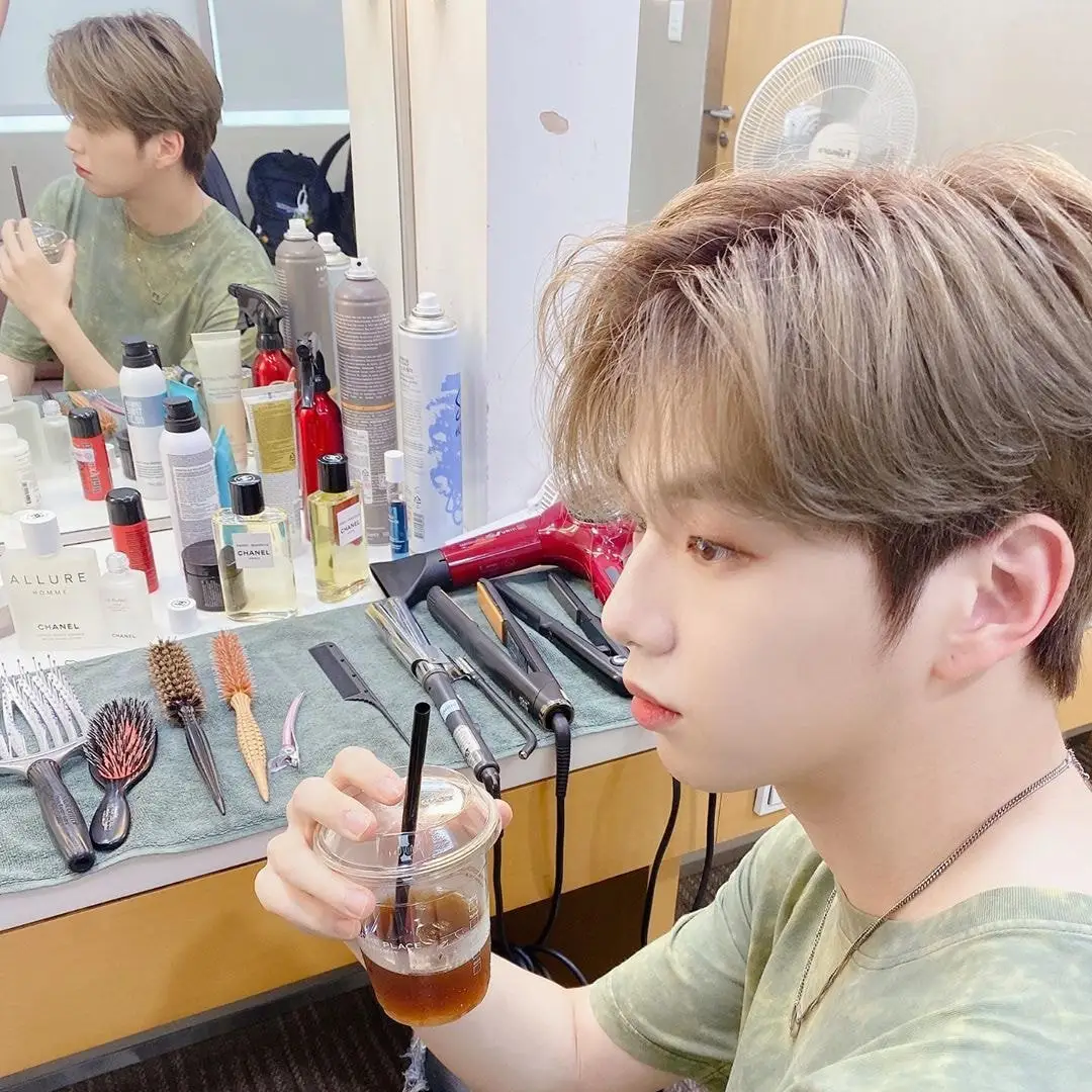 #강다니엘.insta