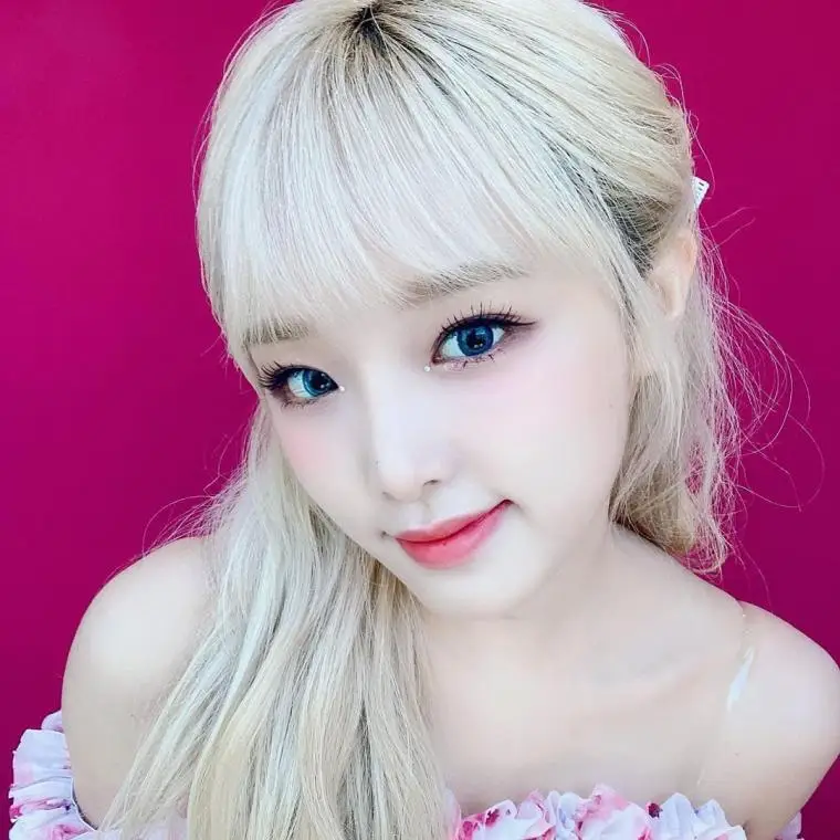 인형같은 아이즈원 예나