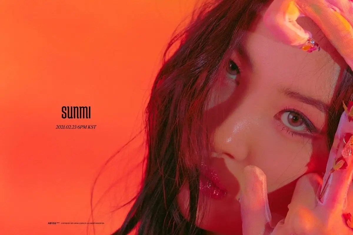 [CONCEPT PHOTO] ⠀ 꽃같네(What The Flower) CONCEPT PHOTO ⠀ '선미(SUNMI) - 꼬리(TAIL)' 2021.02.23 6PM KST