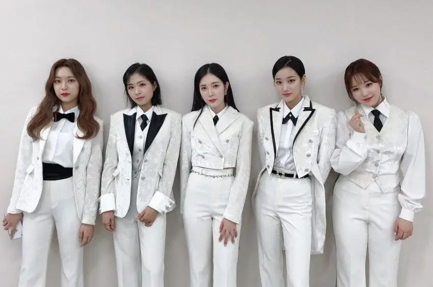 2020 SBS 가요대전 에이프릴 레드카펫