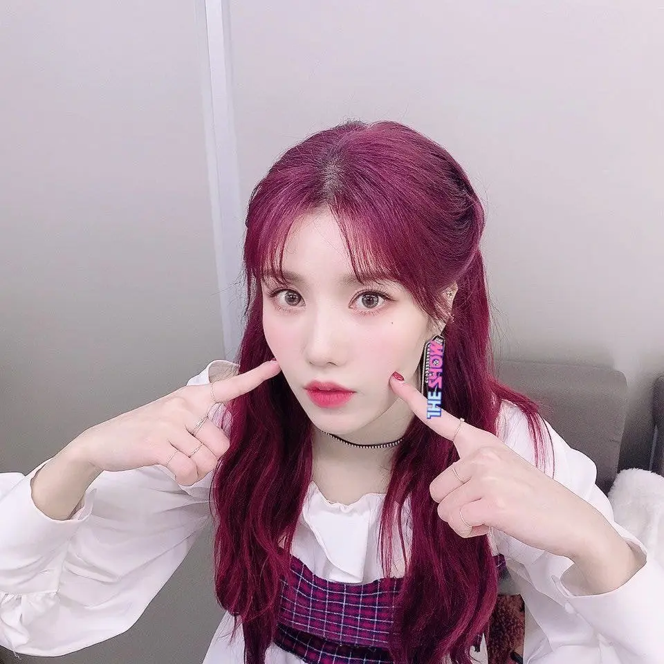 #아이즈원 더쇼 개인 셀카