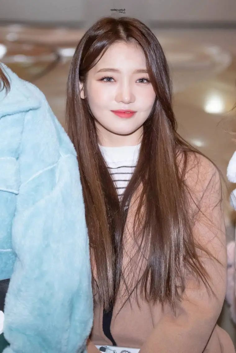 주말 저녁에 보는 #프로미스나인 노지선