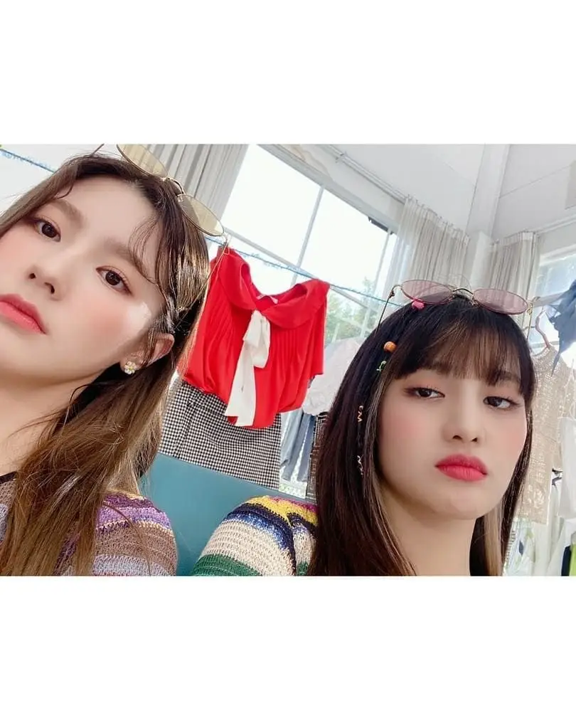 (여자)아이들 미연.insta (with.민니)