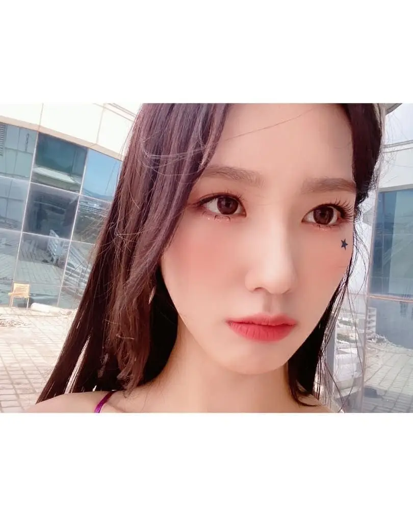 (여자)아이들 미연.insta [#미연] 덤디덤디?? 이제 시작이에요 우리 신나는 8월 보내보아요☺️