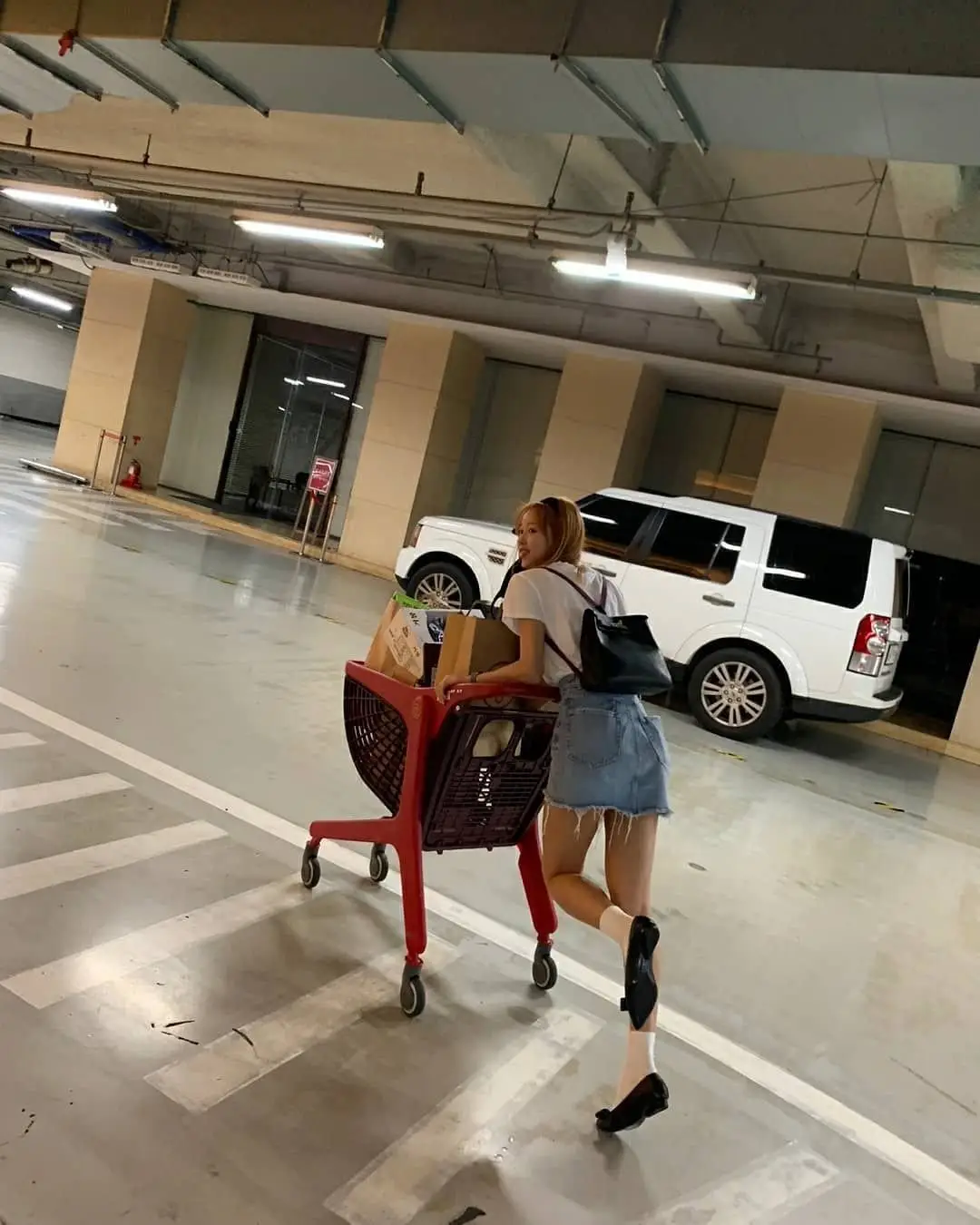 장보러 간 오마이걸 유아