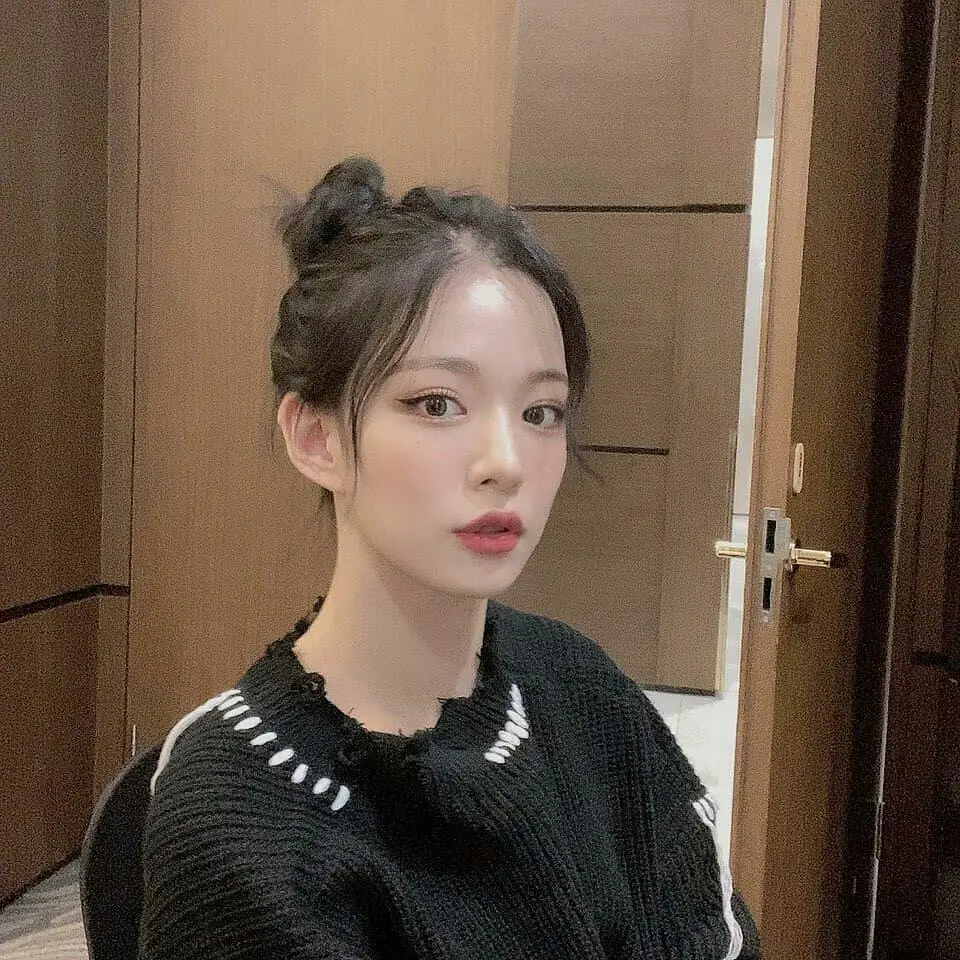 이쁜표정~ 프로미스나인 이채영