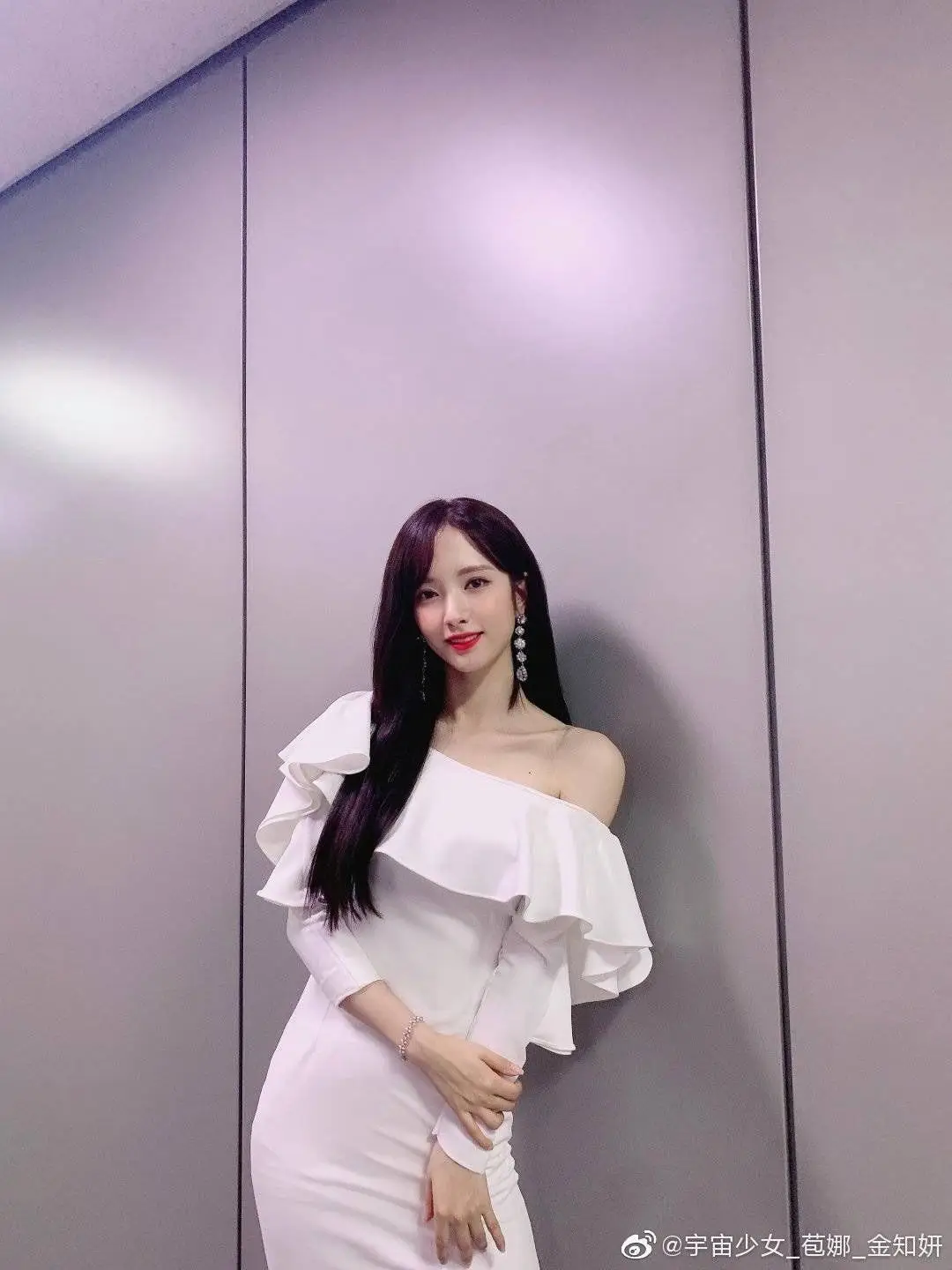 우주소녀 보나.weibo