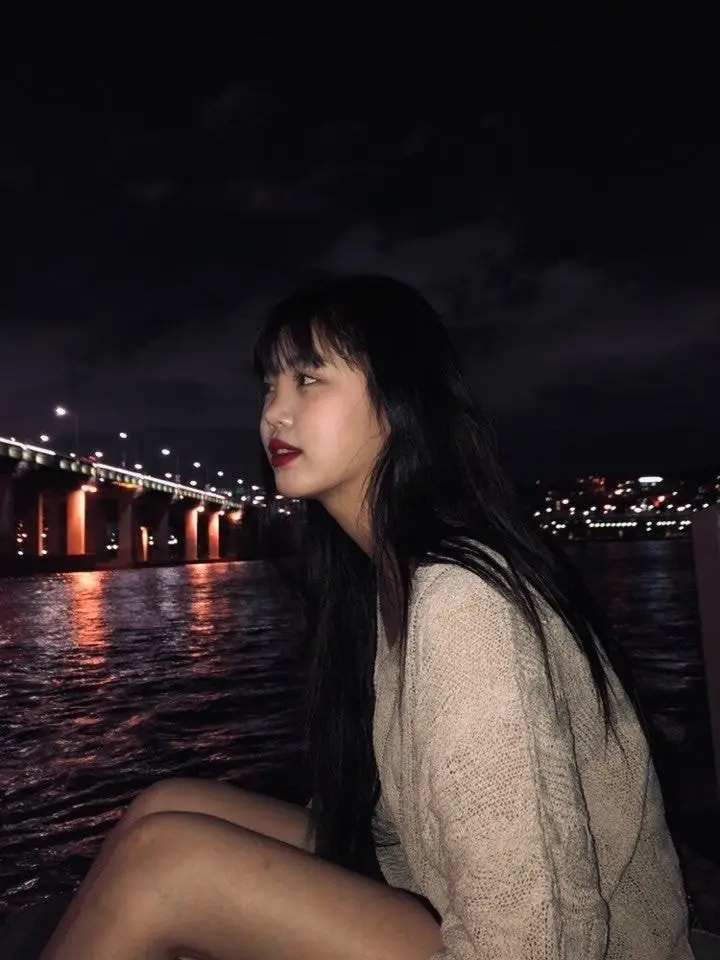 오늘자 (여자)아이들 수진