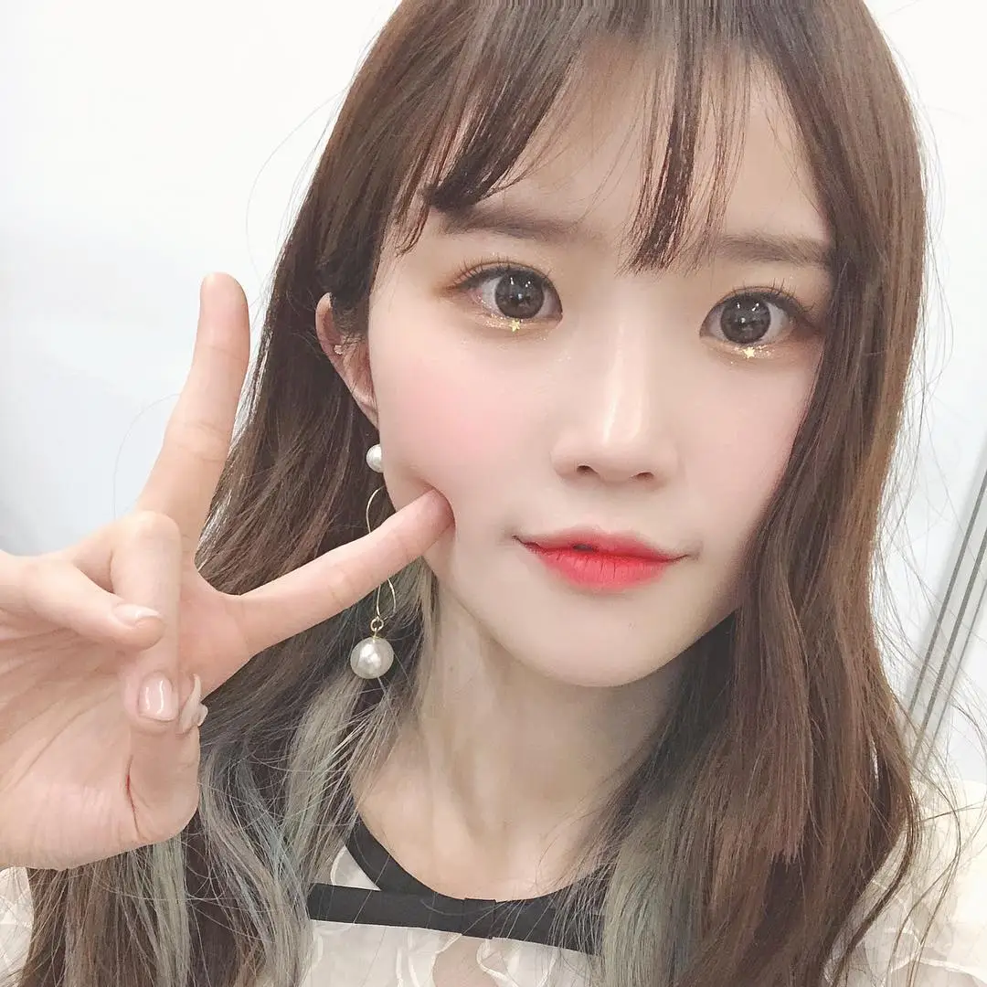프로미스나인 송하영