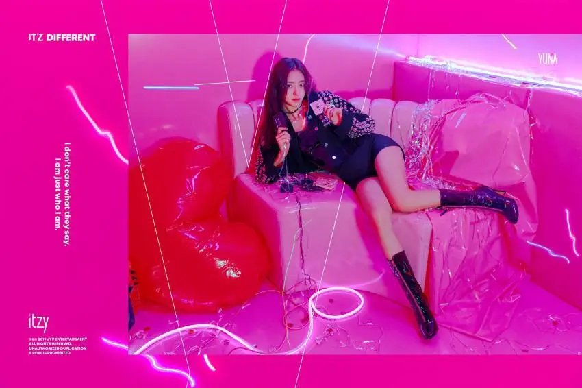 JYP 새 걸그룹 비주얼 센터.jpg