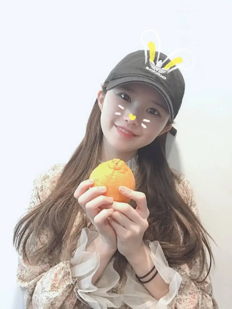 프로미스나인 송하영