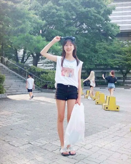 프로미스나인 백지헌 일반인시절.JPG