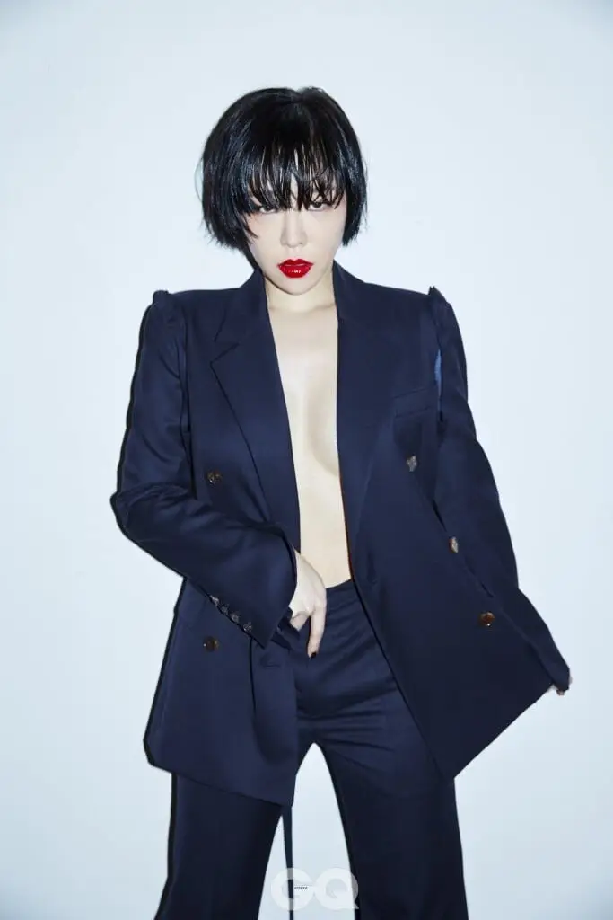 화제였던 가인 남성잡지 화보
