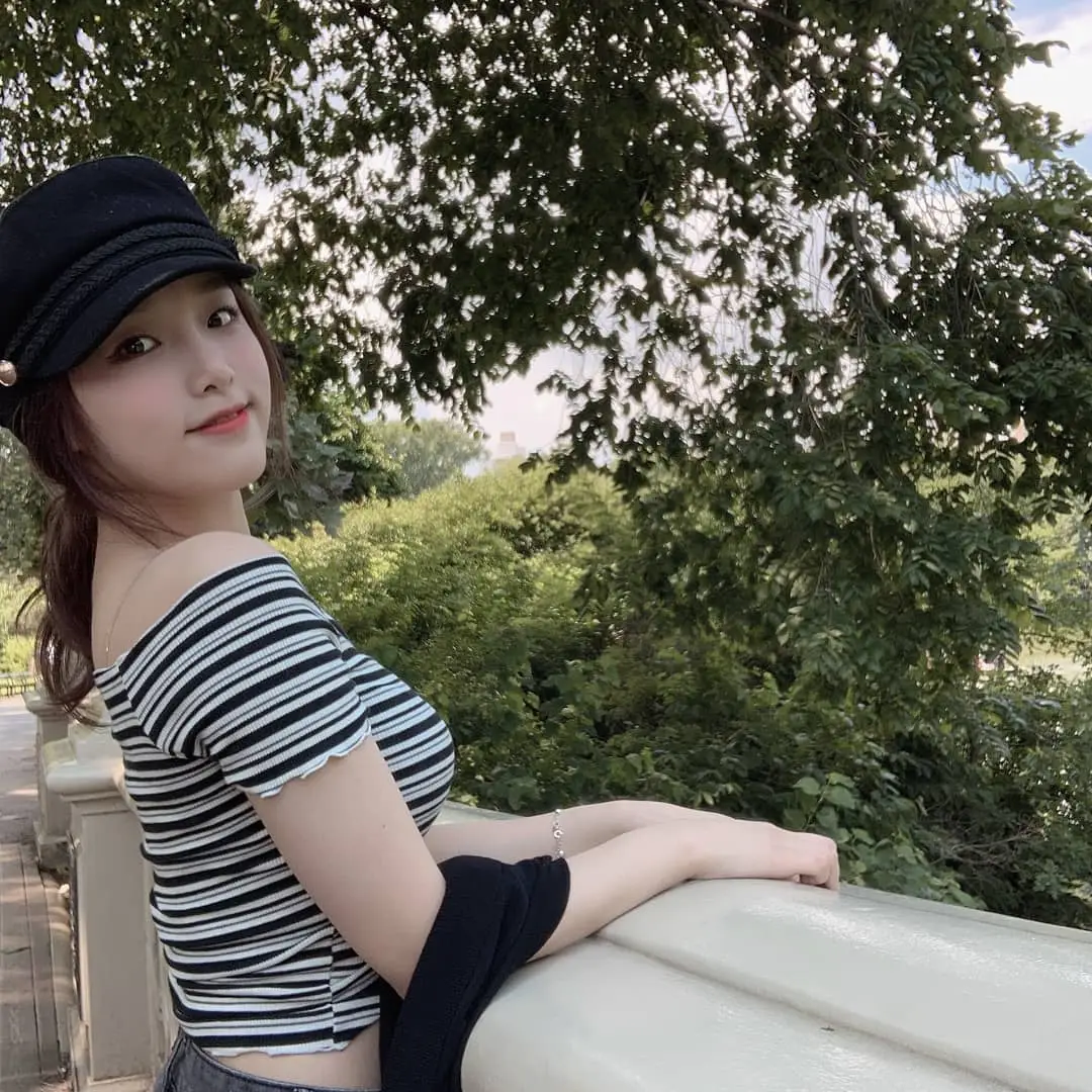 내수차별 최예나..(뉴욕).jpg