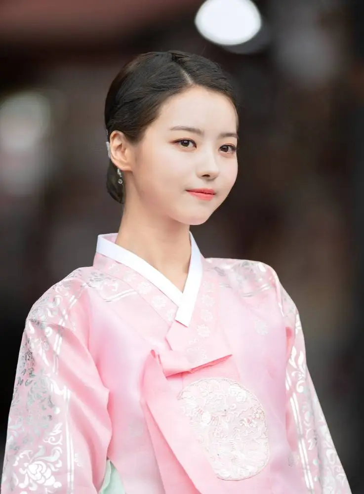 한복입은 단아한 #임나영.jpg
