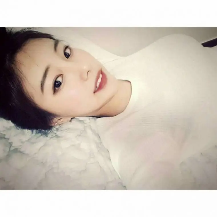 순백 #강혜원.jpg