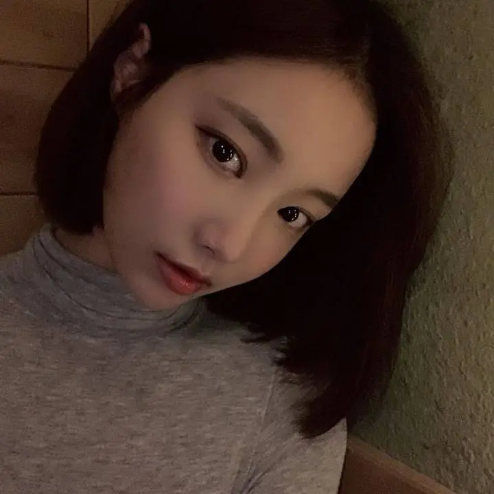 모모랜드 연우.insta